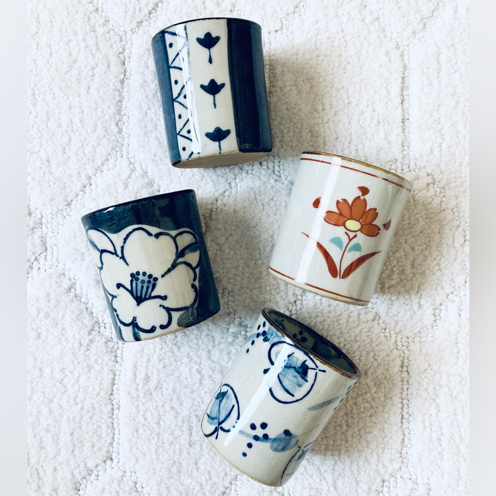 Vintage Sake Tea Cups Japanese Glazed Pottery Set of 4 floral Design